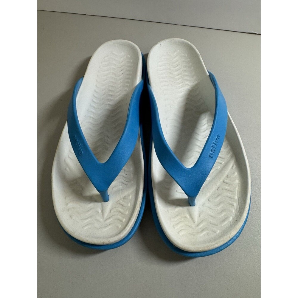 Native Yates Sandals Women's Flip Flop Size 9 Women 7 Men Blue Beach Casual